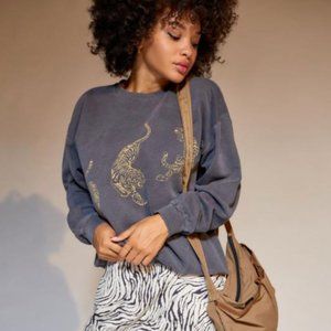 URBAN OUTFITTERS PROJECT SOCIAL PULLOVER TIGER PRINT SWEATSHIRT SIZE S/M